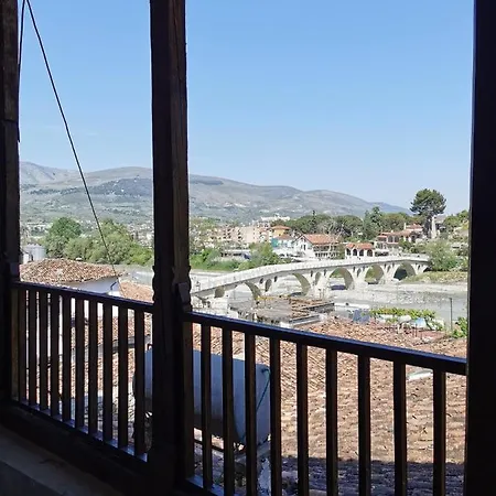 Vendégház & Lorenc Berat