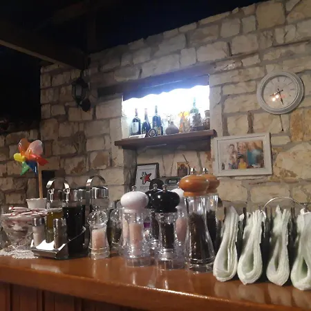 & Lorenc Guest house 2*