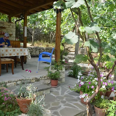 & Lorenc 게스트하우스 베라트