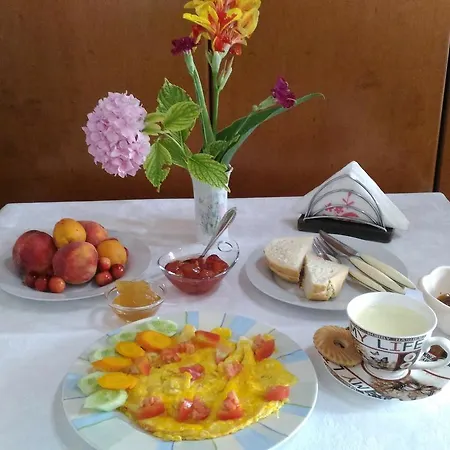 & Lorenc Vendégház 2*