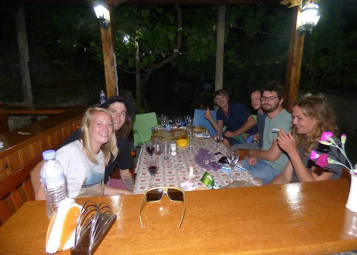 Pensión & Lorenc Berat