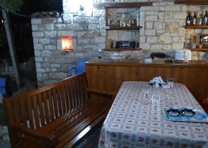 & Lorenc Pensión Berat