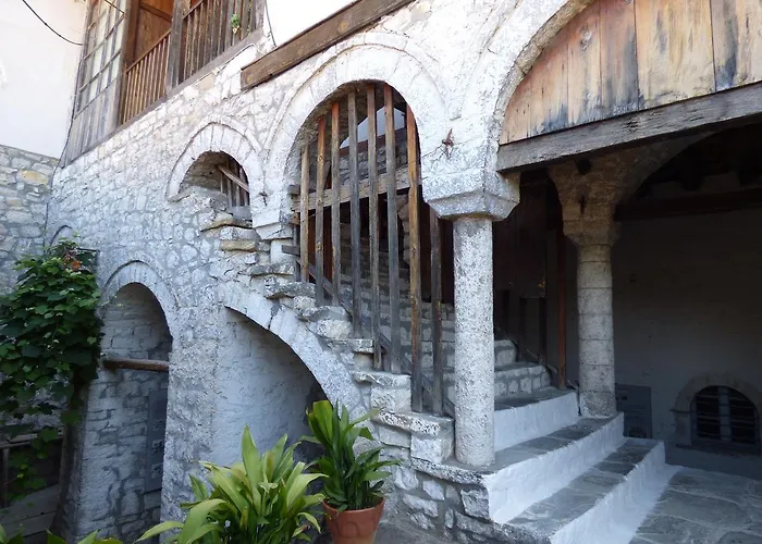 & Lorenc Pensión Berat